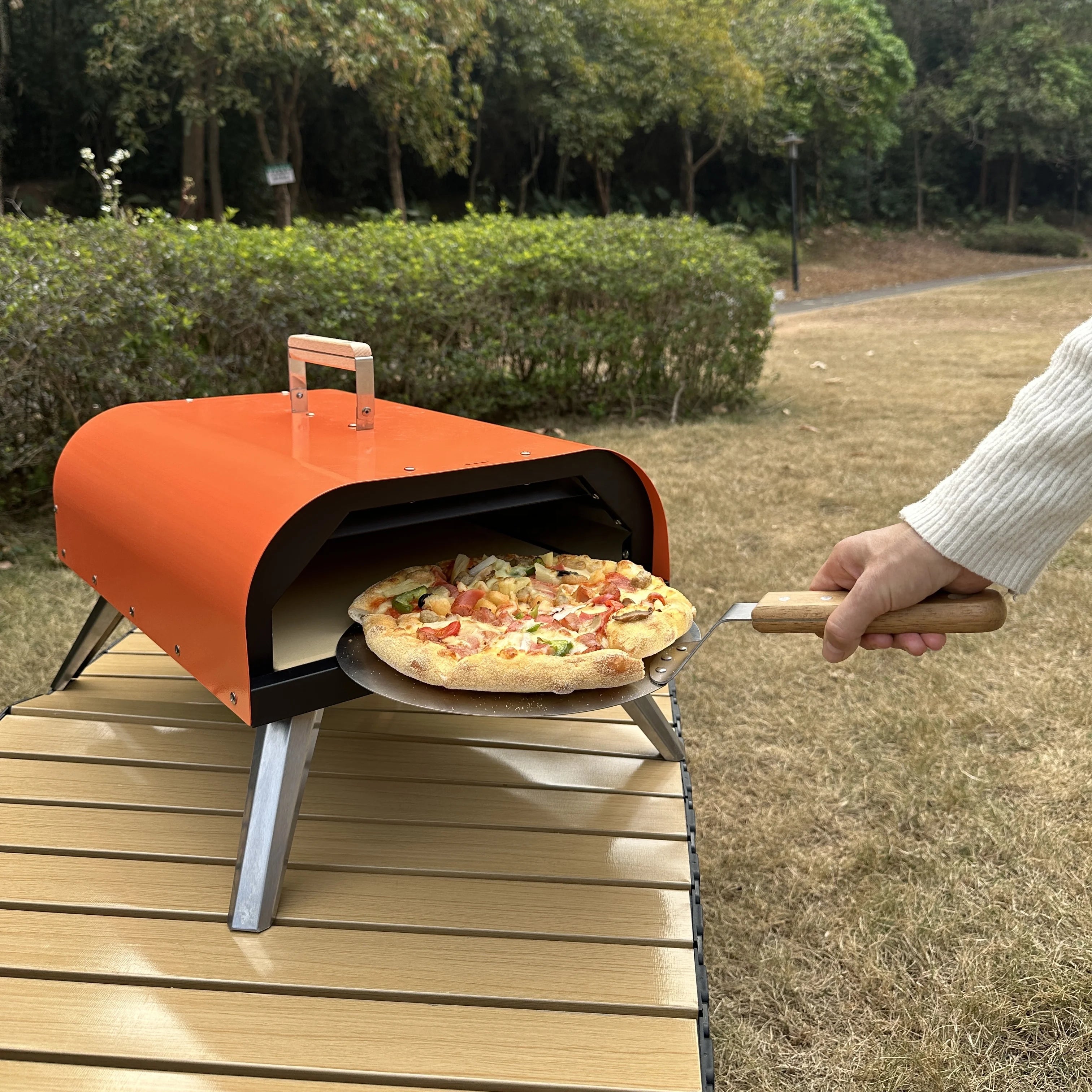 2025 New Factory-Sold Camping Oven Metal Stove For Pizza Bread BBQ With Pizza Stone Accessory Wood Fired New Method Baking