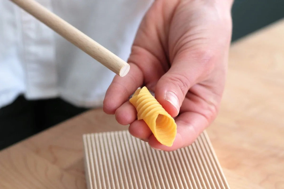 Gnocchi and Butter Board Wooden Set Italian Pasta Making Tools Ravioli Mold Cutter for Homemade Cavatelli Garganelli Pasta Maker