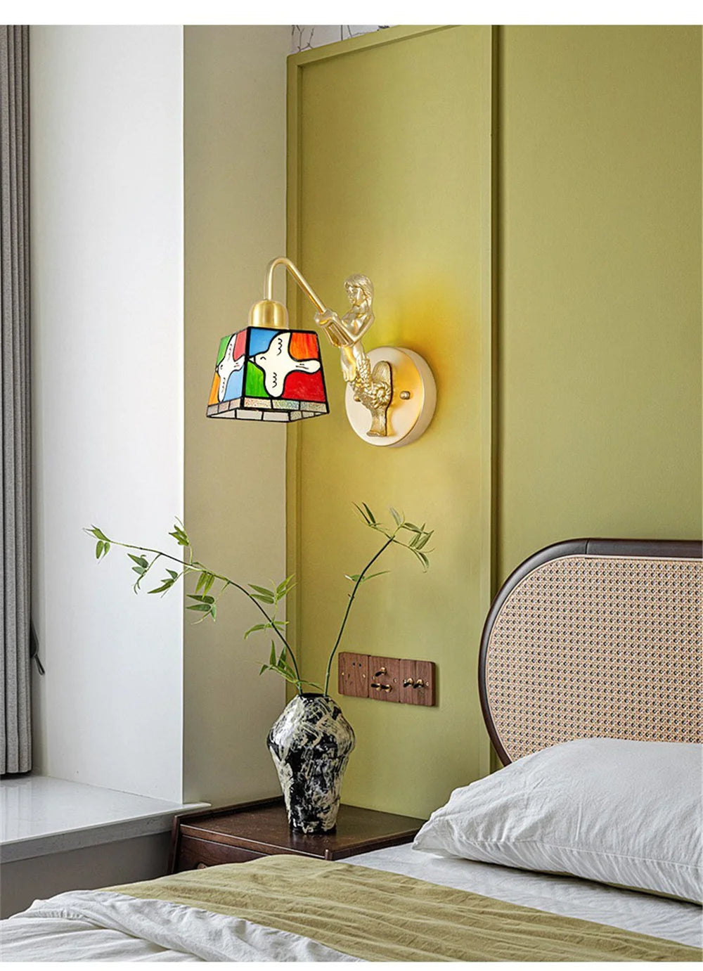 French Tiffany Stained Glass Bird Metal Gold Led Wall Lamp Living Room Bedroom Stairs Aisle Decoration Sconces Home Night Light