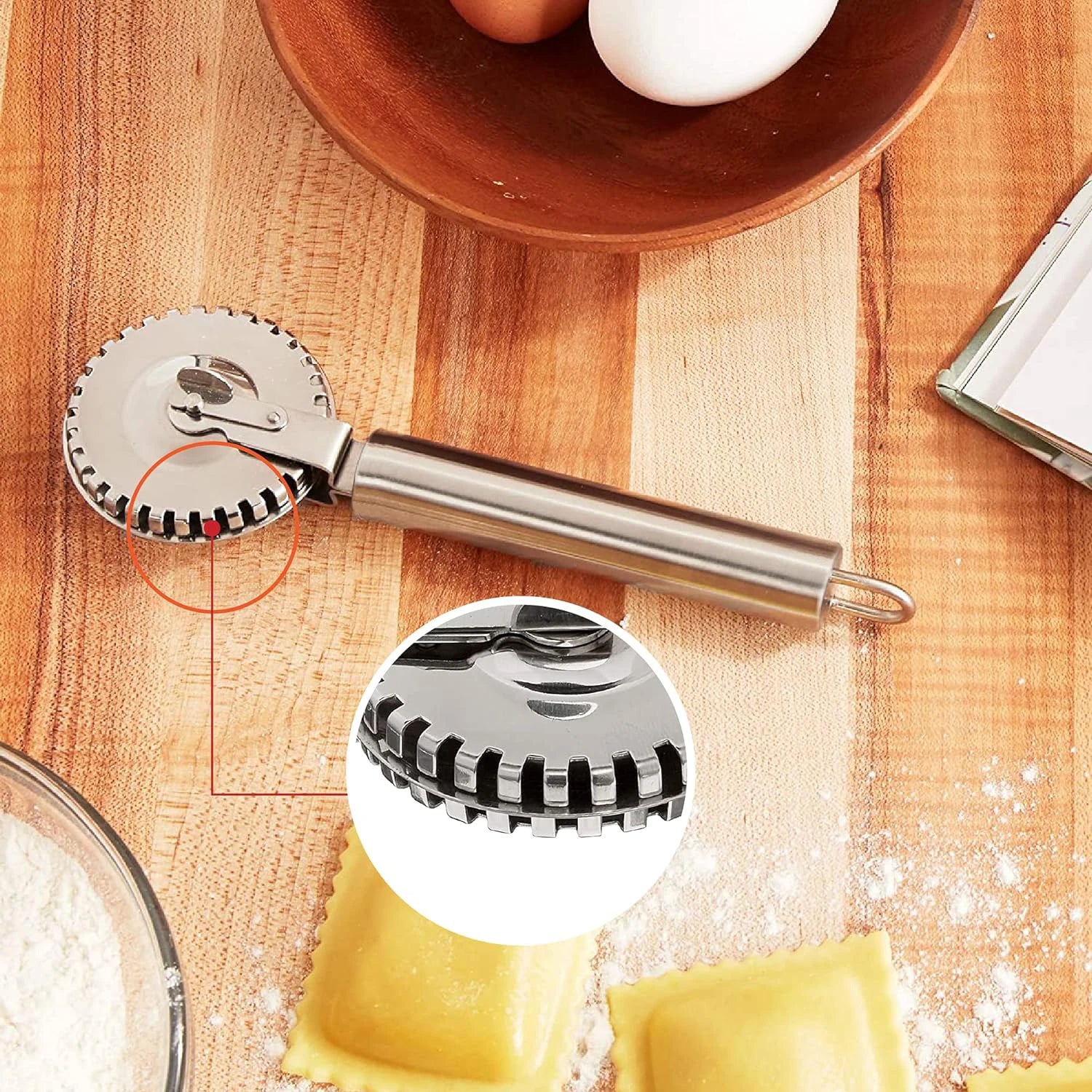 1PC New Arrival Ravioli Cutter  Stainless Steel Wheel, Perfect for Cutting, Sealing, And Crimping Fresh Pasta and Pastry Dough