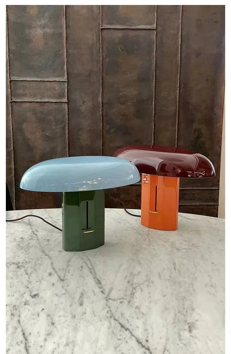 Italian Wrought Iron Table Lamp Creative Mushroom Shaped Design Living Room Bedroom Decoration Indoor LED Lighting Fixtures